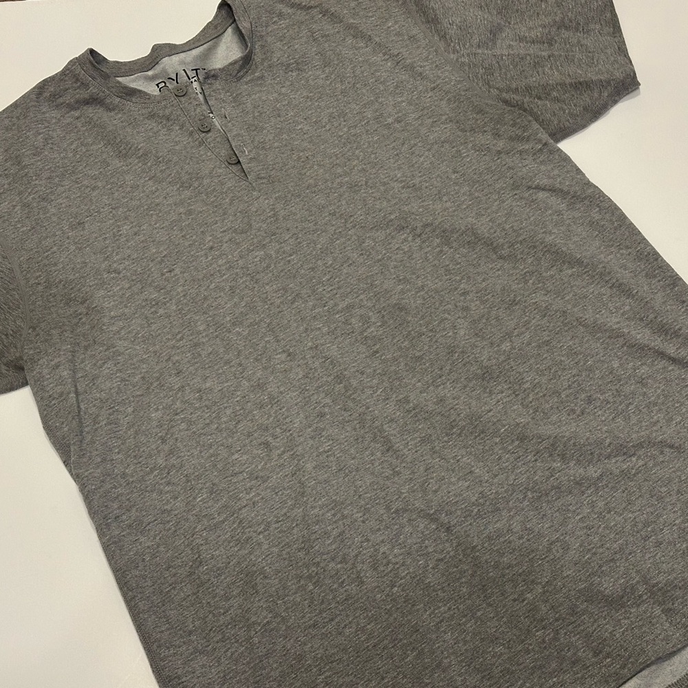 BYLT Drop Cut Lux Short‎ Sleeve Henley Shirt Performance Gray Men's